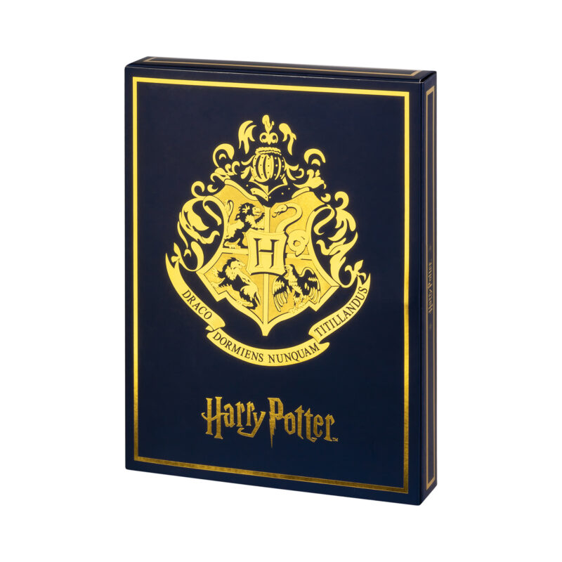 Σετ 6 ζευγάρια κάλτσες Harry Poter σε συσκευασία δώρου. Ιδανικές γι άντρες ή γυναίκες. Ξεχωριστές κάλτσες για όλες τις περιστάσεις. Mix and match